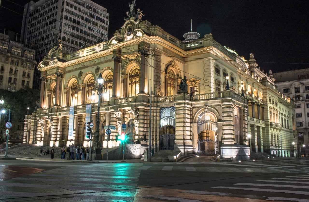 linha-turistica-em-sao-paulo