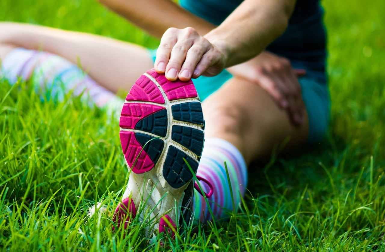 os-beneficios-de-se-exercitar-na-melhor-idade-alongamento