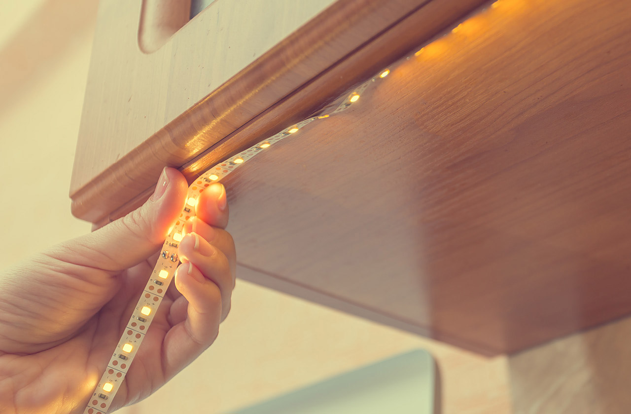 Aprenda a usar a fita de LED na decoração de ambientes