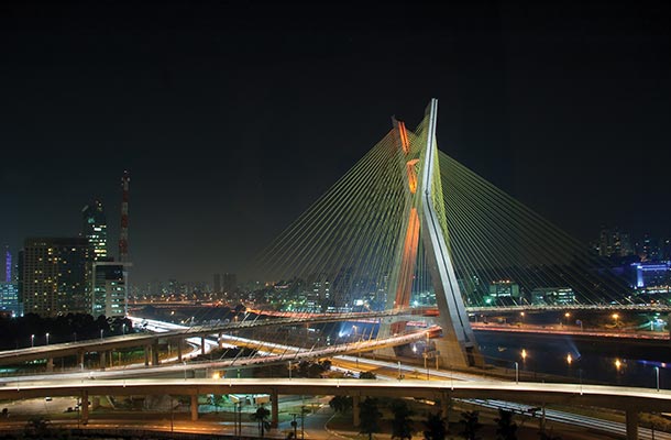 Ponte Estaiada